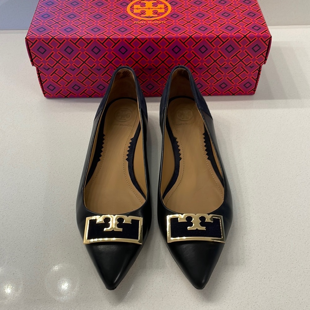 Tory Burch Size 6 Short Heel Loafers